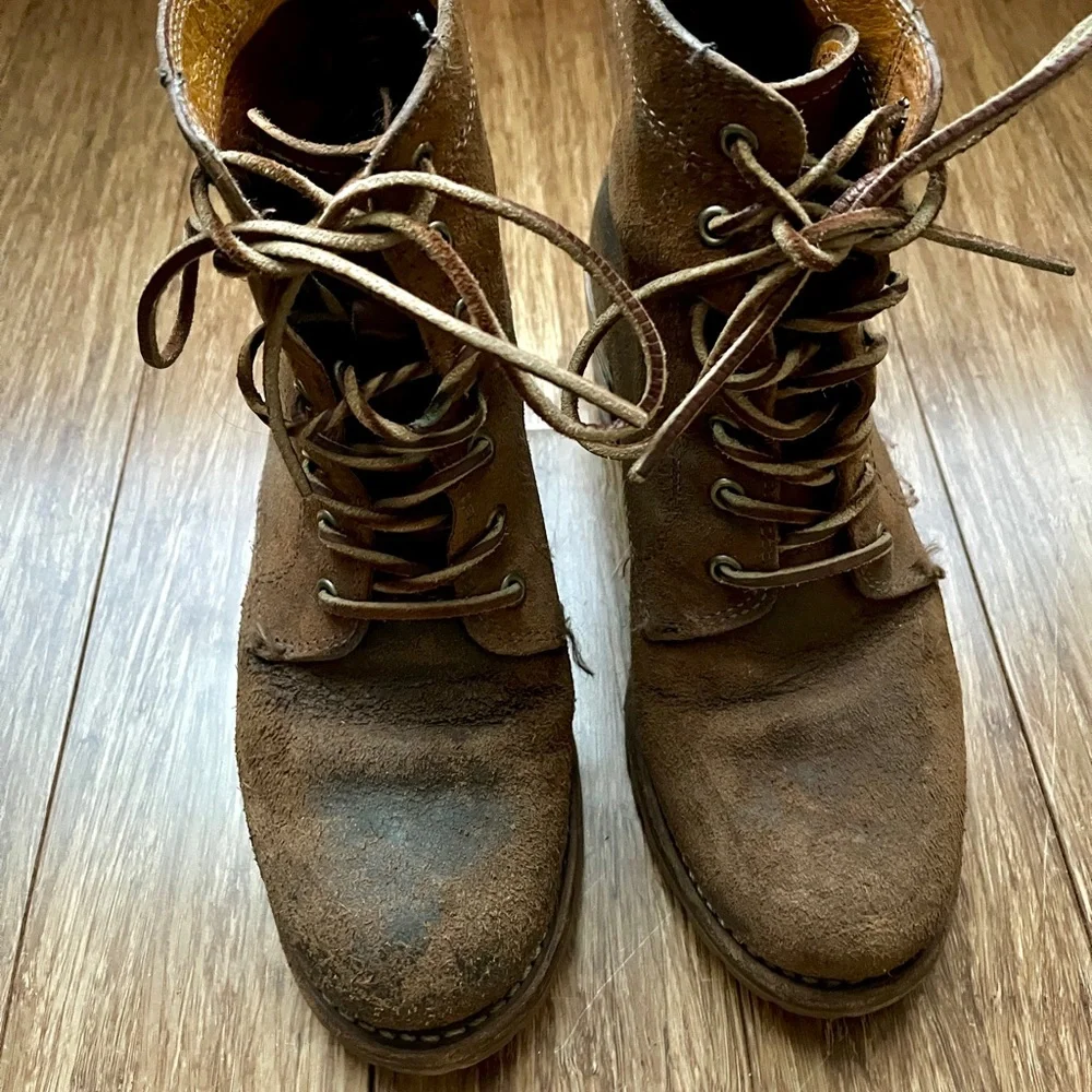 Frye Sabrina 6G Brown Distressed Suede Wood Heel - Picture 6 of 9
